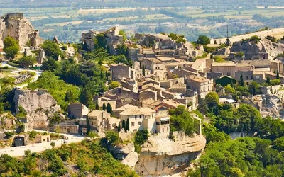 Les Baux-de-Provence depuis Avignon : guide complet 2026
