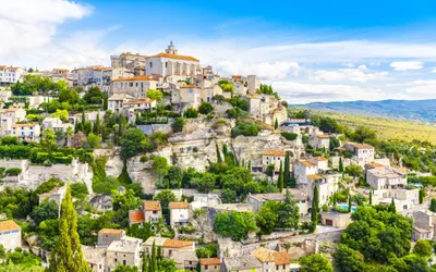 Gordes depuis Avignon : guide du Plus Beau Village 2026