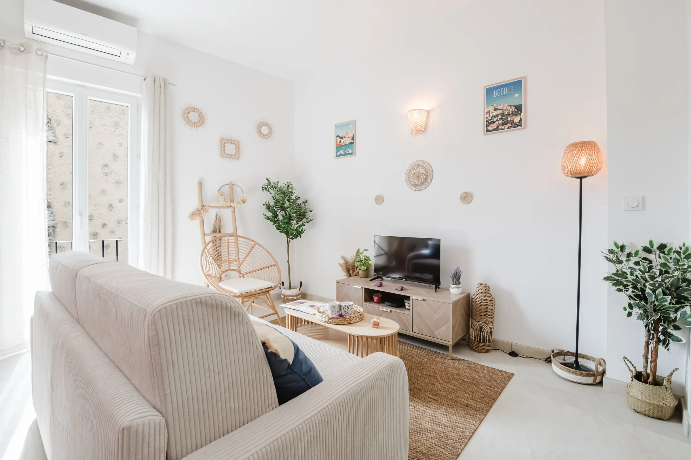 Lavande Dorée — Salon cosy et coin détente